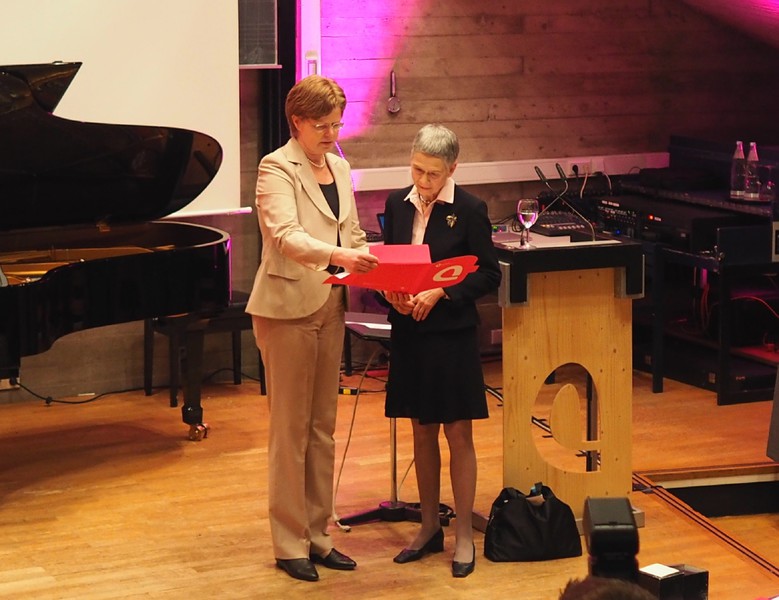 Musikwissenschaft an der HMTMH Festakt zur Ehrenpromotion von Prof. Dr